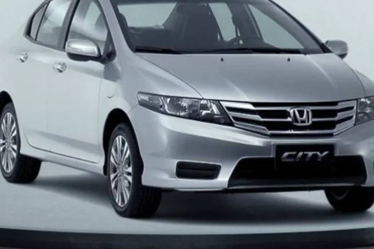 A filial brasileira da Honda também produz o City em sua fábrica situada na cidade de Sumaré, no estado de São Paulo (Divulgação/Honda)