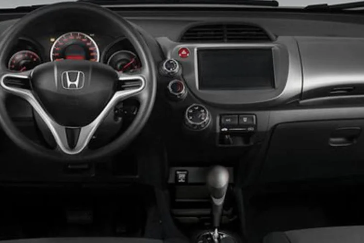 
	Honda: fortes vendas nos EUA e no Jap&atilde;o ajudaram a Honda a ter um lucro l&iacute;quido de 120,4 bilh&otilde;es de ienes, comparados com 82,2 bilh&otilde;es de ienes um ano antes
 (Divulgação)