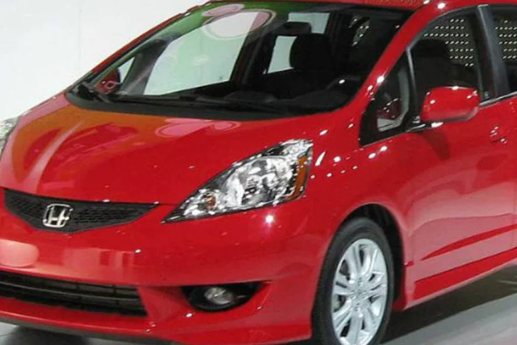 
	Honda Fit modelo 2008: os ve&iacute;culos envolvidos no recall t&ecirc;m chassi de 4Z100001 at&eacute; 8Z601735 e foram fabricados entre 25 de mar&ccedil;o de 2003 e 5 de setembro de 2008
 (Wikimedia Commons)