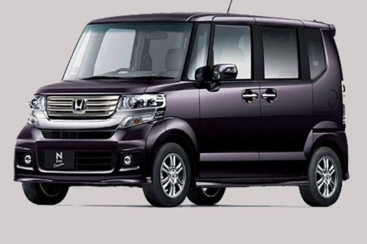 Honda N Box  (Honda)