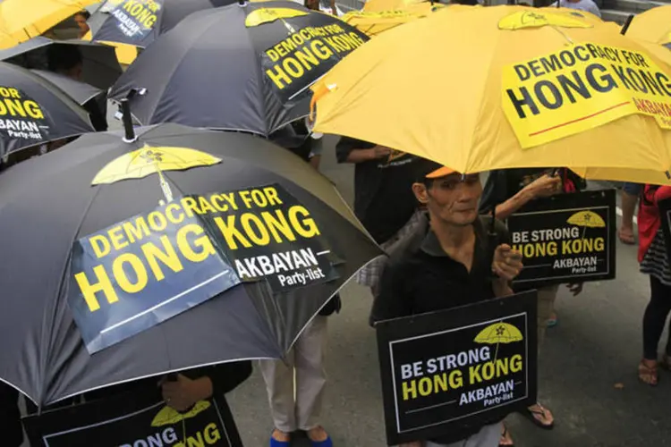 
	Protesto em Hong Kong: jovens est&atilde;o impedindo o acesso dos funcion&aacute;rios p&uacute;blicos
 (Romeo Ranoco/Reuters)