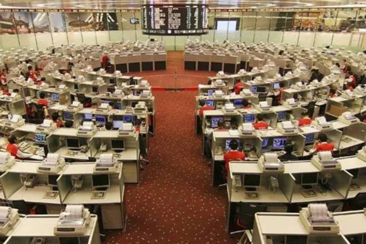 
	Bolsa de Hong Kong: acompanhou a alta e &iacute;ndice Hang Seng fechou com ganho de 0,28%
 (MN Chan/Getty Images)