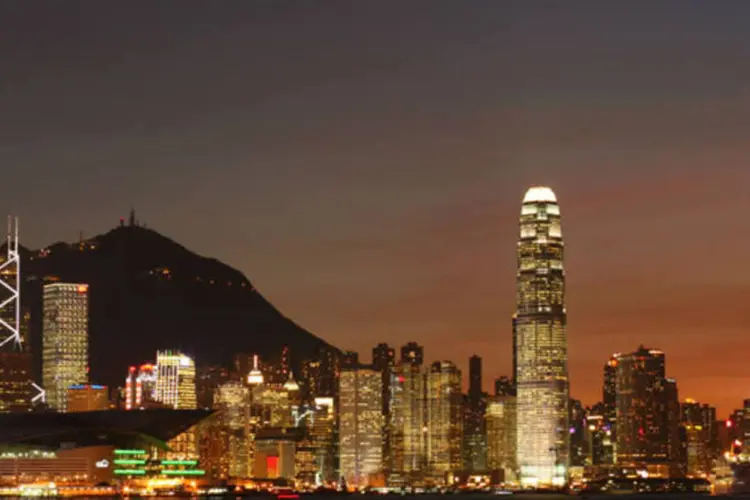 Bolsa de Hong Kong registrou leve volume de negociações, o que indica cautela por parte dos investidores (Michael Pang/Stock Exchange)
