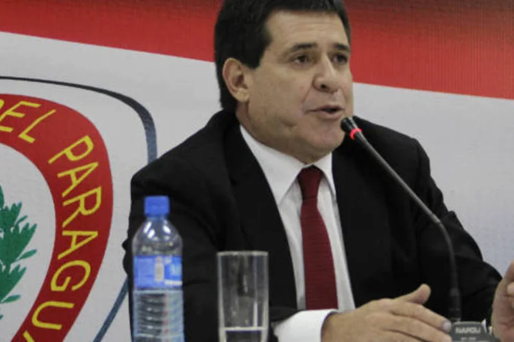 
	Cartes, um dos homens mais ricos do Paraguai, venceu as elei&ccedil;&otilde;es com 46&nbsp;%&nbsp;dos votos, marcando o retorno ao poder do conservador Partido Colorado
 (REUTERS/Jorge Adorno)