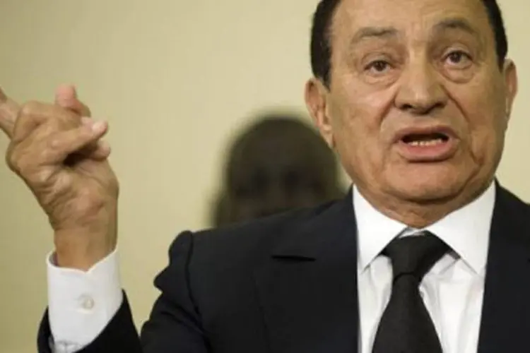 Desde o fim da revolução que derrubou o presidente Hosni Mubarak, em 11 de fevereiro de 2011, foram detidos e condenados a prisão dezenas de ex-altos cargos do antigo governo (Jim Watson/AFP)