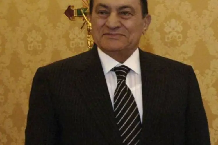 Mubarak é acusado de corrupção e pela morte de manifestantes durante a revolta contra seu regime (Franco Origlia/Getty Images)