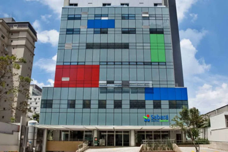 
	Hospital Infantil Sabar&aacute;, em S&atilde;o Paulo: a unidade j&aacute; opera com acr&eacute;scimo de equipe de m&eacute;dicos e de triagem
 (Divulgação / Assessoria de imprensa do Hospital Infantil Sabará)