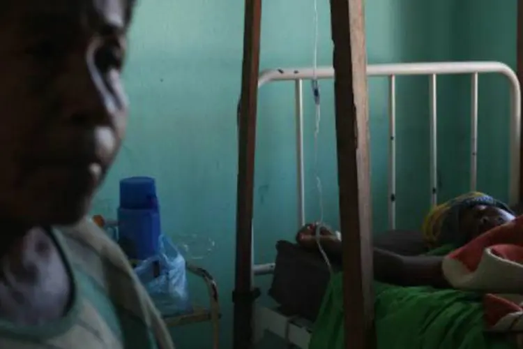 Mulher é vista em hospital de Madagascar: peste é endêmica nessa grande ilha do Oceano Índico (Andreea Campeanu/AFP)