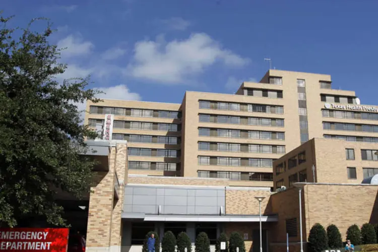 
	Hospital Presbiteriano de Sa&uacute;de do Texas: homem n&atilde;o identificado est&aacute; isolado no local
 (Mike Stone/Reuters)