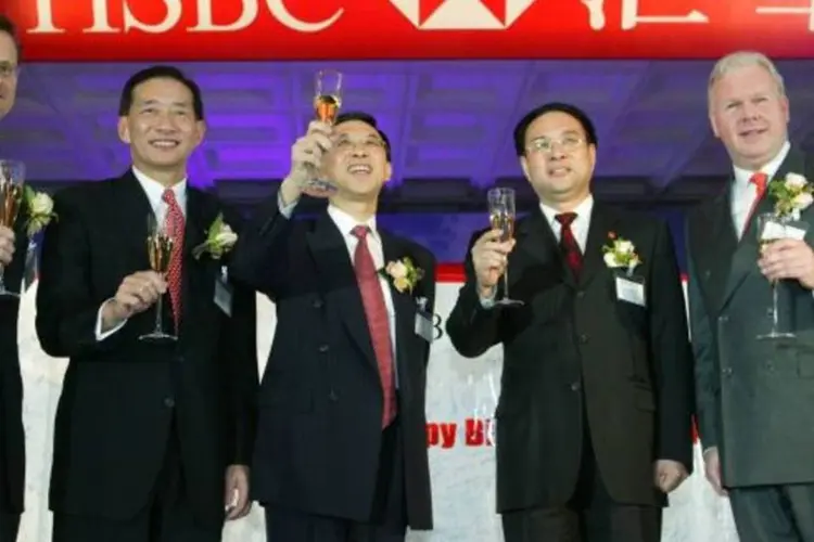 O HSBC pagará US$ 13,2 bilhões de Hong Kong por cerca de 2,4 bilhões de novas ações (China Photos/Getty Images)