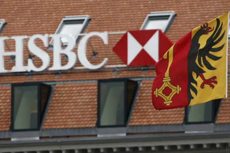 
	Logo do HSBC: bancos de varejo da Gr&atilde;-Bretanha t&ecirc;m sido atingidos por v&aacute;rios problemas de tecnologia nos &uacute;ltimos anos
 (Denis Balibouse/Reuters)