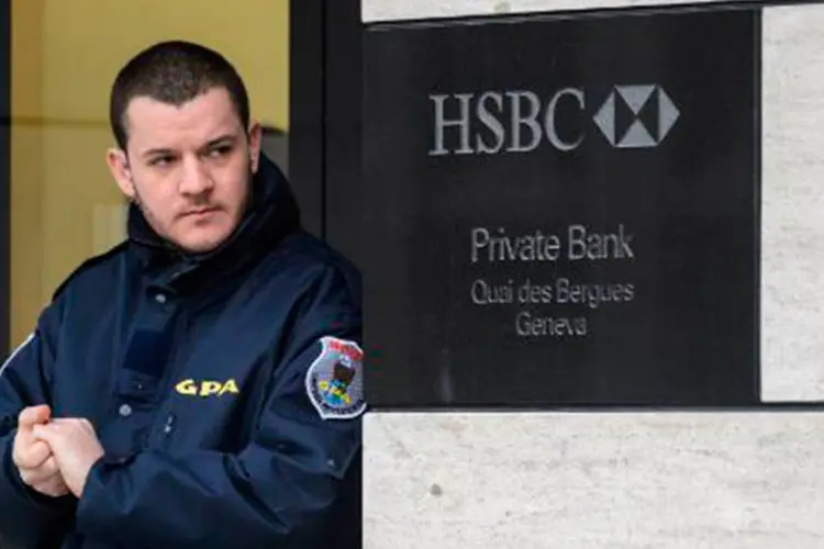 Operação policial no HSBC: a polícia de Genebra indicou que fez uma operação de busca e apreensão no banco (Fabrice Coffrini/AFP)