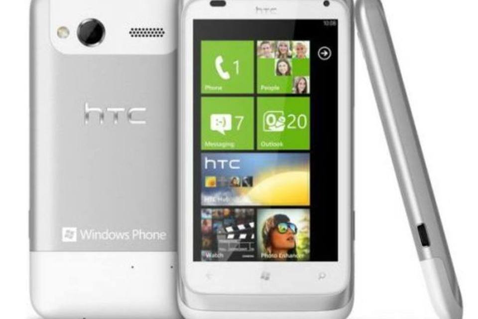 HTC apresenta novos celulares Windows
