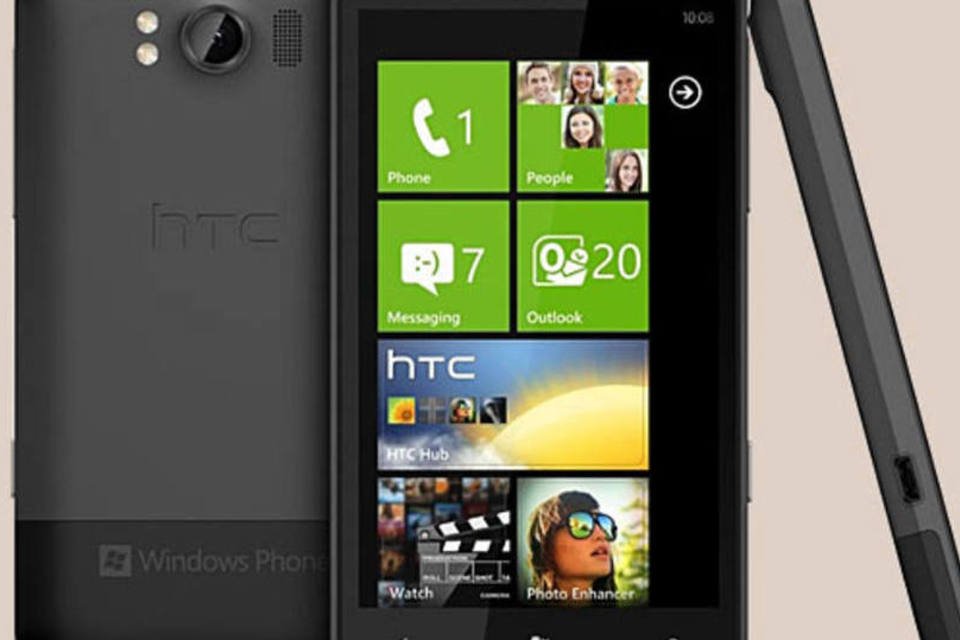 HTC lança celular 4G com Windows Phone