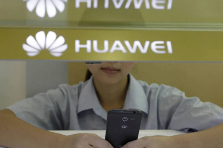 
	Huawei: comercializa&ccedil;&atilde;o de equipamentos de rede para operadoras de telecomunica&ccedil;&otilde;es representou cerca de 73% das vendas da companhia
 (Reuters)