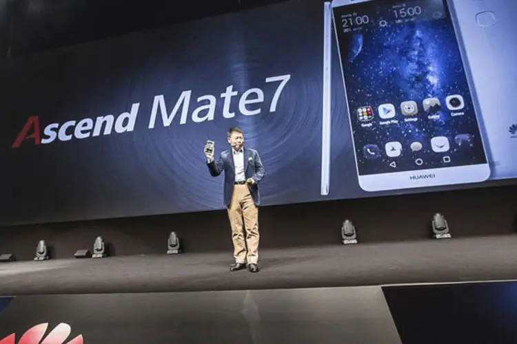
	Huawei: edi&ccedil;&atilde;o limitada do Ascend P7 ter&aacute; display de vidro de safira
 (Huawei/Handout/Reuters)