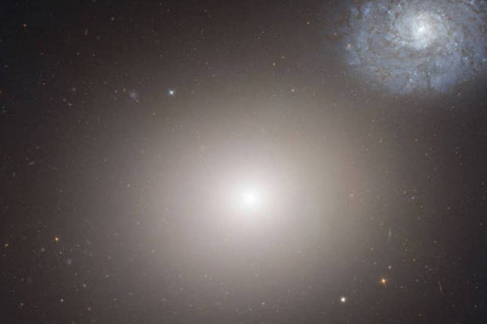 Choque incomum de galáxias revela processo de sua formação