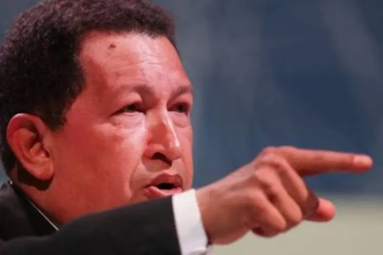 Hugo Chávez, presidente da Venezuela, também deve intervir nos negócios da Pepsi e da Coca-Cola.  (.)