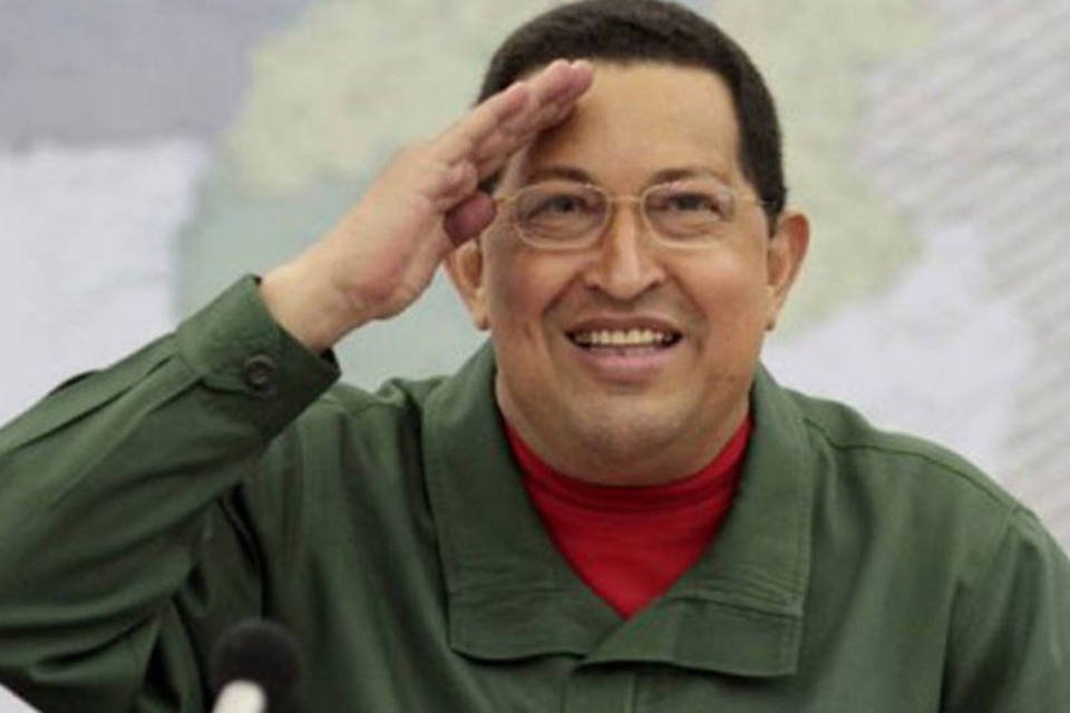 Chávez celebra seu 57 anos 'renascendo como uma Fênix'