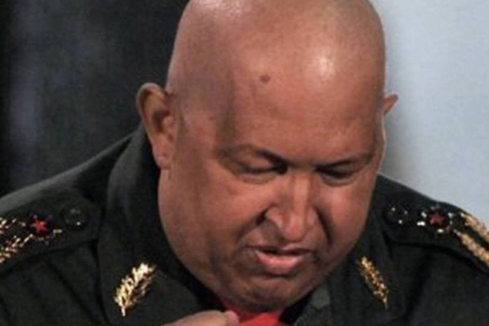 Ministro nega internação de Chávez