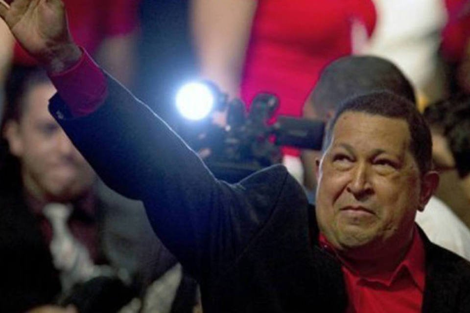 Chávez reaparece ativo e de bom humor após 11 dias de ausência