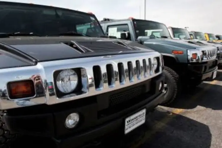 Estamos liquidando o Hummer", disse Nick Richards, porta-voz da GM (.)