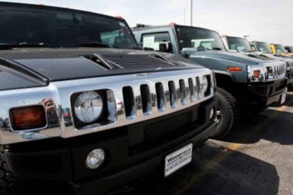 GM avisa concessionárias sobre o fim do Hummer