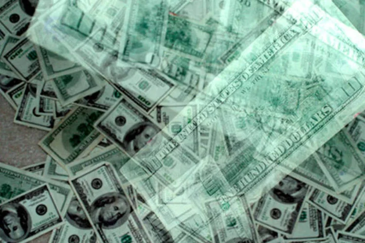 
	D&oacute;lares: desde o in&iacute;cio do ano at&eacute; 11/04, fluxo cambial est&aacute; positivo em US$ 3,059 bi. Nesse per&iacute;odo, o fluxo financeiro ficou positivo em US$ 3,185 bi e o comercial, negativo em US$ 126 mi
 (Revisorweb/WikimediaCommons)