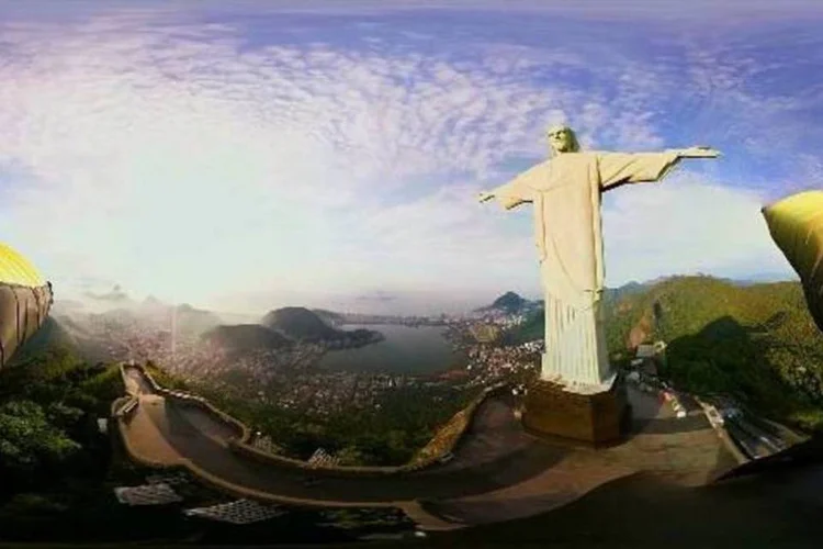 
	Filme da Hyundai foi gravado em 360 graus com seis c&acirc;meras de alta resolu&ccedil;&atilde;o instaladas no capacete de um paraquedista
 (Reprodução/YouTube)