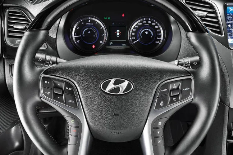 
	Hyundai: a companhia teve lucro l&iacute;quido de US$ 1,1 bilh&atilde;o no terceiro trimestre deste ano, 25% menor que o ganho registrado em igual per&iacute;odo de 2014
 (Divulgação/Hyundai)
