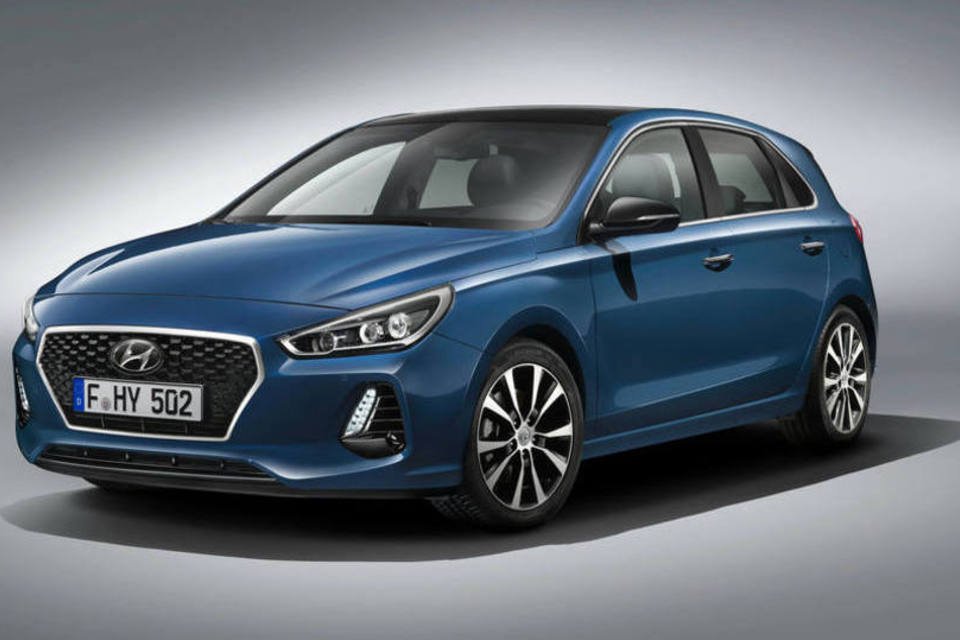 Novo Hyundai i30 fica mais leve e ganha motor turbo