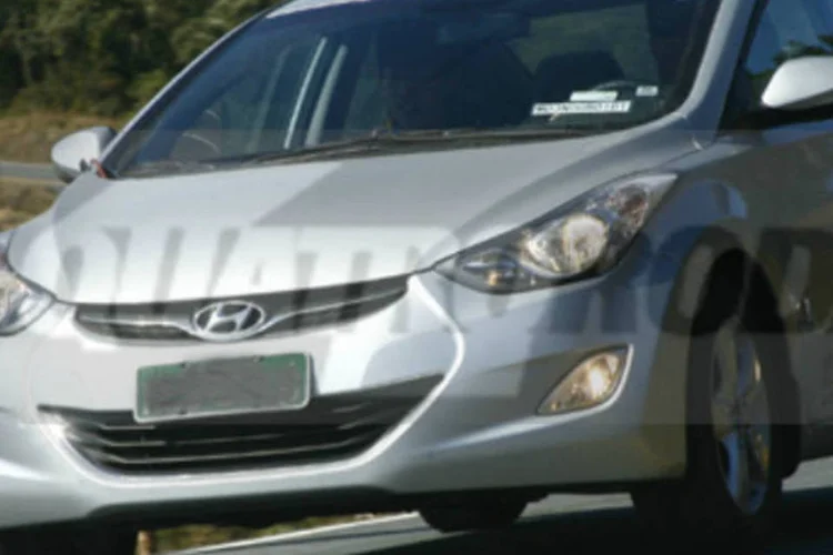  Hyundai Elantra (Silvio Gioia/Quatro Rodas)