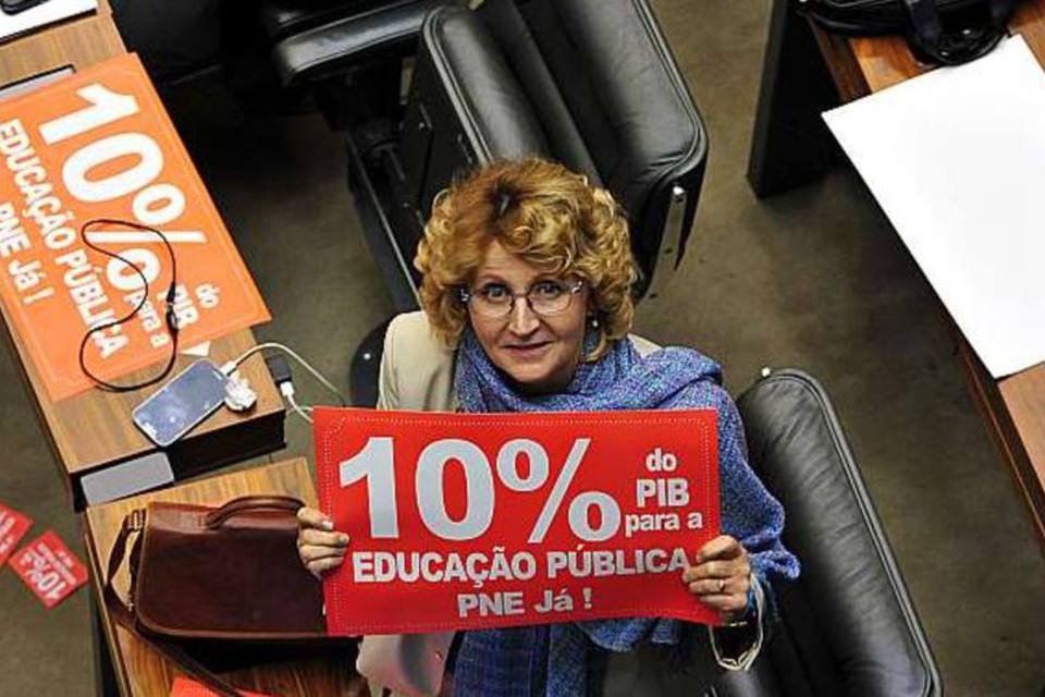 Câmara aprova texto do Plano Nacional de Educação