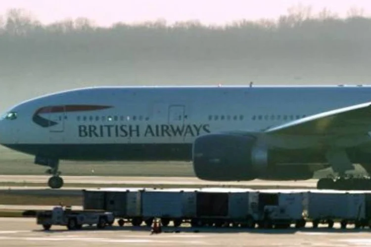 British Airways e Iberia apresentaram o pedido formal de fusão em abril (.)