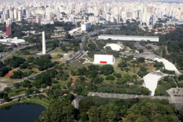 
	Vus&atilde;o a&eacute;rea do Parque do Ibirapuera, em S&atilde;o Paulo: a primeira etapa das obras do parque, patrocinada e executada pela empresa D2F Engenharia, j&aacute; foi iniciada
 (Divulgação/Turismo em São Paulo)