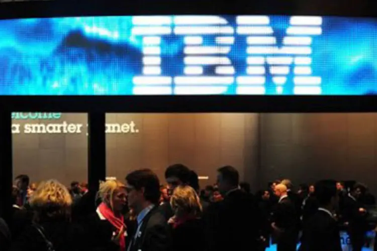 
	A IBM n&atilde;o detalhou a receita da unidade, mas o Morgan Stanley estima que a decis&atilde;o gerou cerca de US$ 4,9 bilh&otilde;es dos US$ 15,4 bilh&otilde;es em vendas de servidores no ano passado
 (Johannes Eisele/AFP)