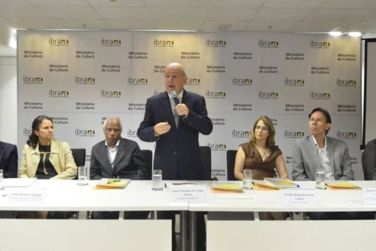 
	Angelo Oswaldo: &quot;MinC empenhou-se em obter verbas para garantir a moderniza&ccedil;&atilde;o, o restauro e o aperfei&ccedil;oamento dos edif&iacute;cios e dos acervos dos museus do instituto&quot;, diz presidente do Ibram
 (Elza Fiúza/Agência Brasil)