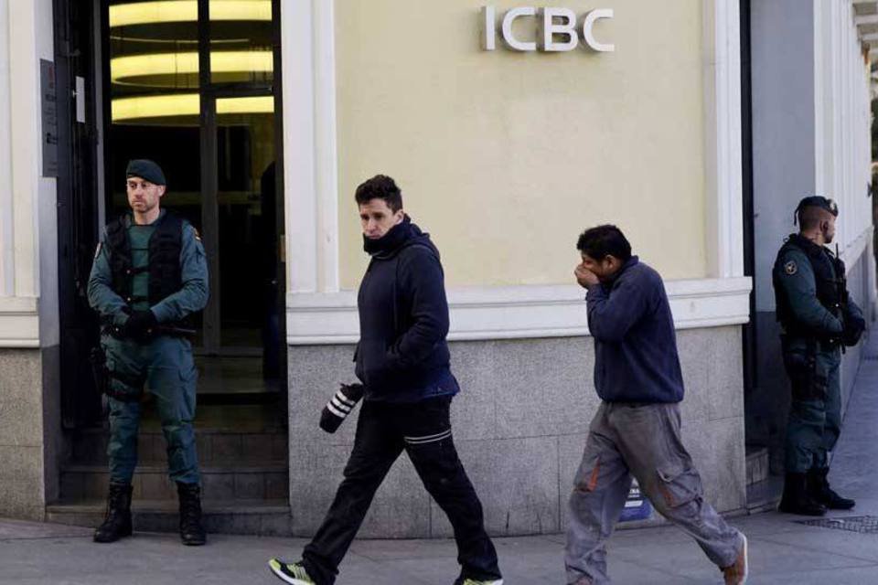 Polícia espanhola faz busca em sedes de maior banco chinês