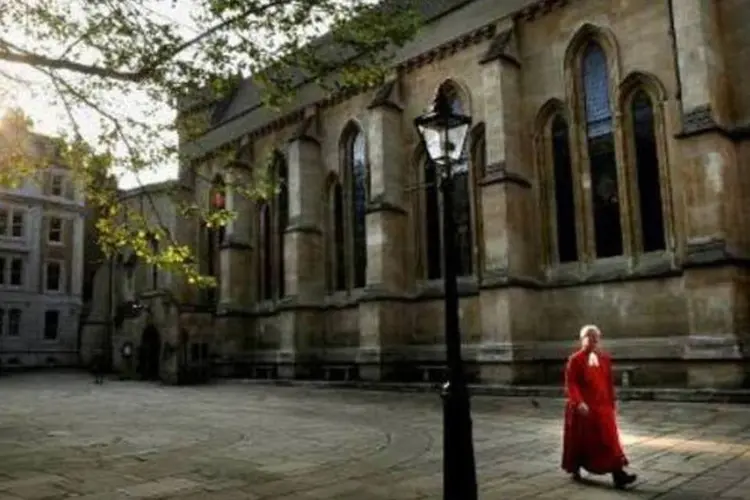 
	Igreja Temple, em Londres:&nbsp;cem mil propriedades est&atilde;o sujeitas a estes direitos feudais
 (Pool/AFP/Arquivos)