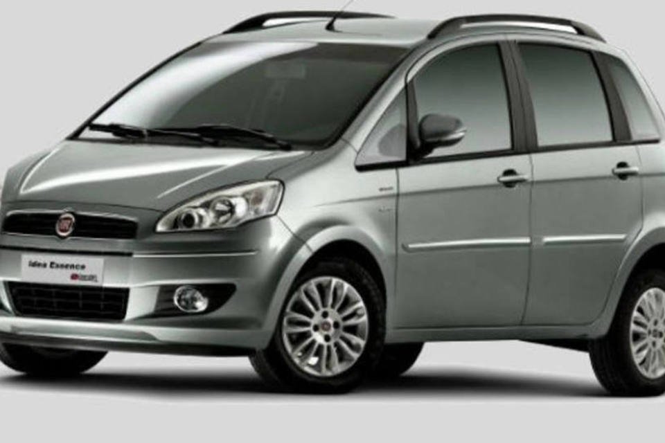 Fiat mostra linha 2013 do Linea e Idea