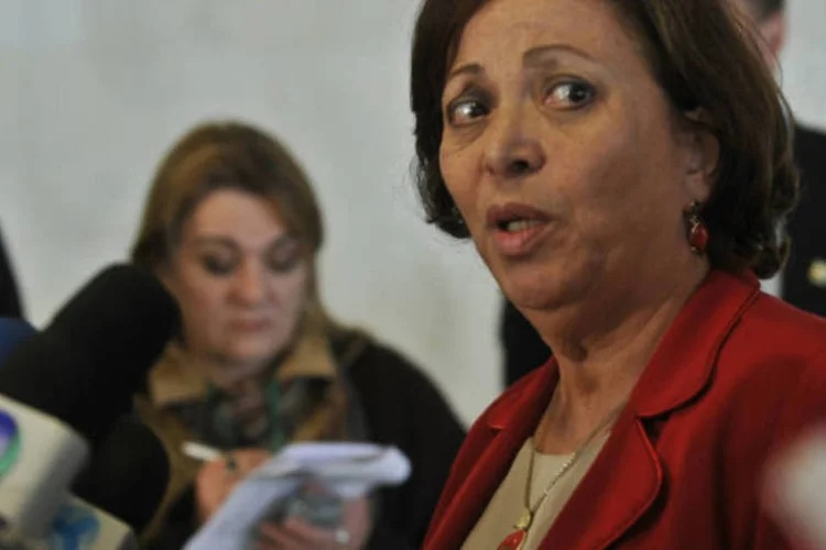 
	A ministra da Secretaria de Rela&ccedil;&otilde;es Institucionais, Ideli Salvatti: &quot;Estamos bastante ansiosos para que haja um acordo entre o Legislativo e o Judici&aacute;rio sobre esse assunto&quot;, afirmou
 (Antonio Cruz/ABr)