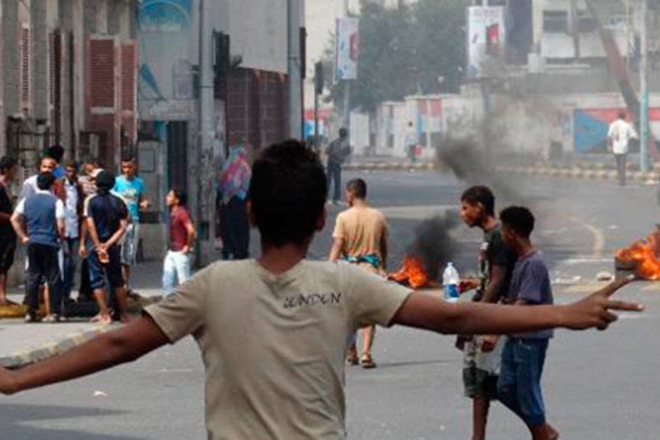 Ataque a depósito de armas deixa 69 mortos no Iêmen