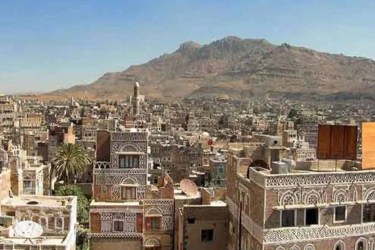 
	I&ecirc;men: os Comit&ecirc;s Populares lutaram junto com as For&ccedil;as Armadas do I&ecirc;men na campanha militar que expulsou combatentes da Al Qaeda.
 (Getty Images)
