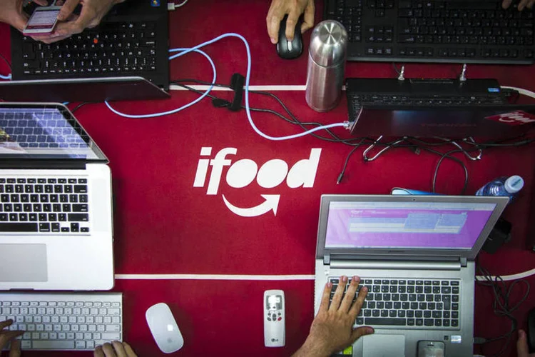 Multinacional brasileira e grupo europeu JustEat investiram juntos no aplicativo, para acelerar o crescimento dos pedidos feitos pelo aplicativo (iFood/Divulgação)