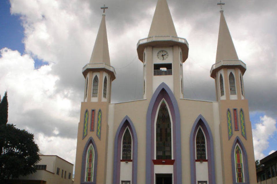 
	Igreja Central em Xanxer&ecirc;, Santa Catarina: tornado deixou dois mortos e atingiu outras 12 cidades
 (Wikimedia Commons/LeonardoG)