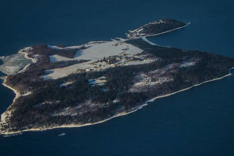 A ilha onde fica o presídio de segurança mínima de Bastoy, na Noruega (user:Grim23/Wikimedia Commons)