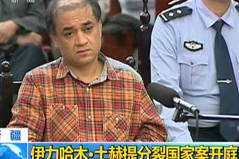 China condena intelectual à prisão perpétua por separatismo