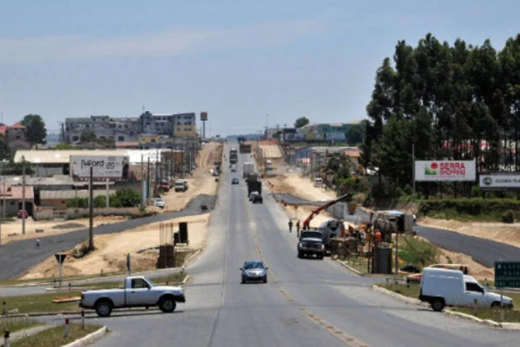 
	Rodovia federal BR-282, em Santa Catarina: com a contrata&ccedil;&atilde;o da nova empresa, a meta do governo &eacute; que as obras sejam reiniciadas ainda neste ano
 (Divulgação/Dnit/Divulgação)