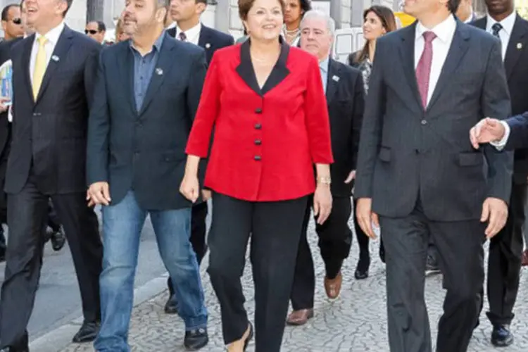 Presidenta Dilma Rousseff durante visita ao Sindicato dos Comerciários de São Paulo com o prefeito da cidade (Roberto Stuckert Filho/PR)