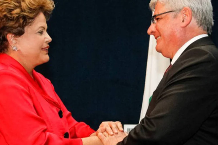 Presidenta Dilma Rousseff cumprimenta o senhor Rodrigo Janot, durante cerimônia de posse do procurador-geral da República, Rodrigo Janot (Roberto Stuckert Filho/PR)